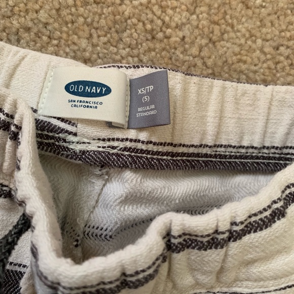 Old Navy lot of 2 Boys Size 5 (xs) shorts - Picture 3 of 5